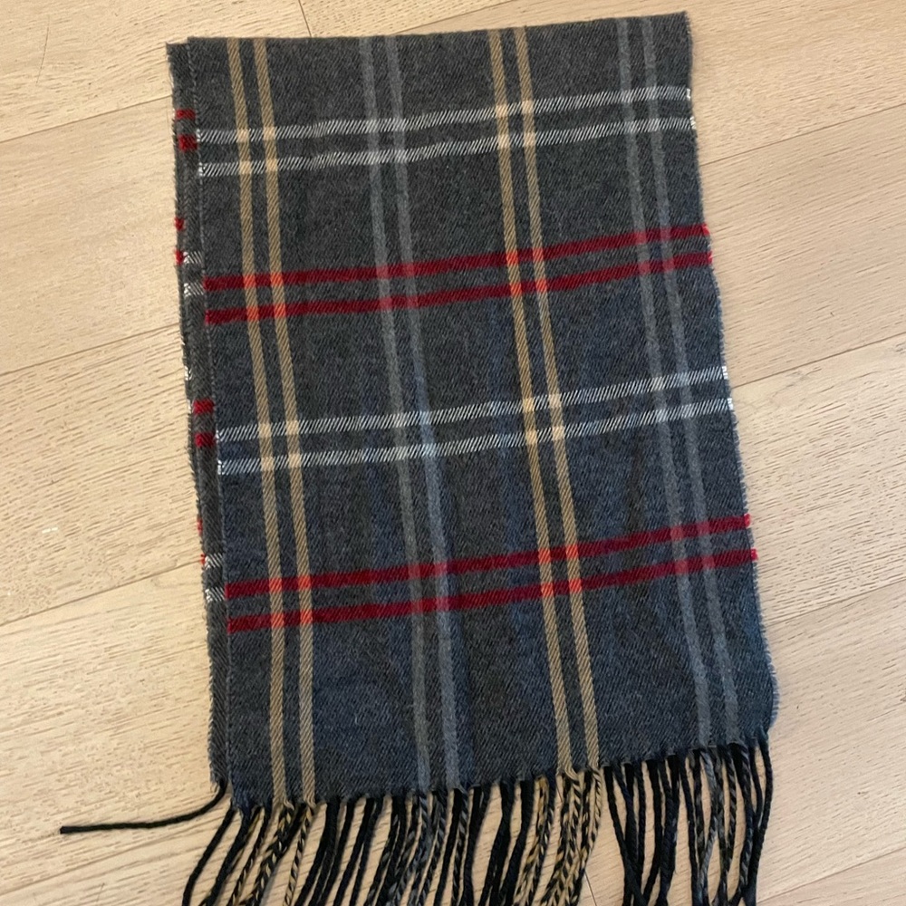 Burberry-like Dark Grey Scarf